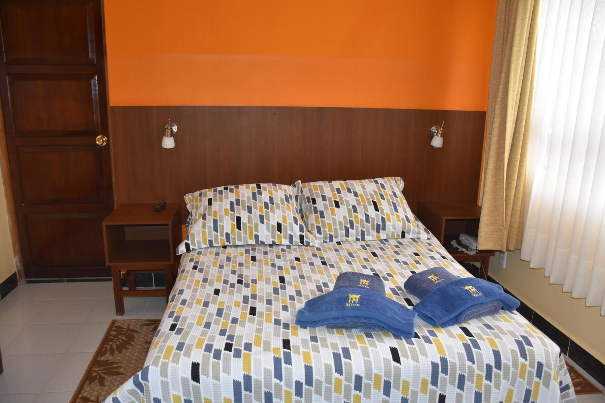 Hotel Mitru Tupiza Ngoại thất bức ảnh